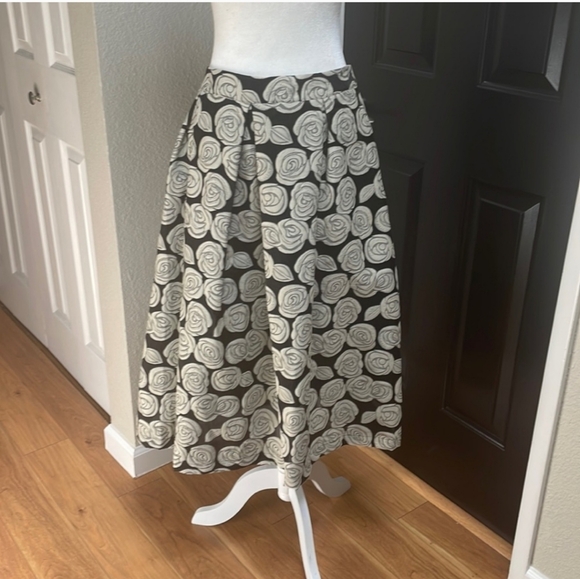 A-LINE FULL MIDI SKIRT - Picture 1 of 6